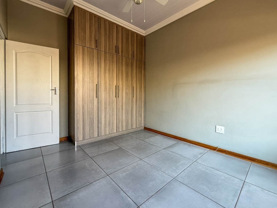  Bedroom Property for Sale in Wilkoppies North West